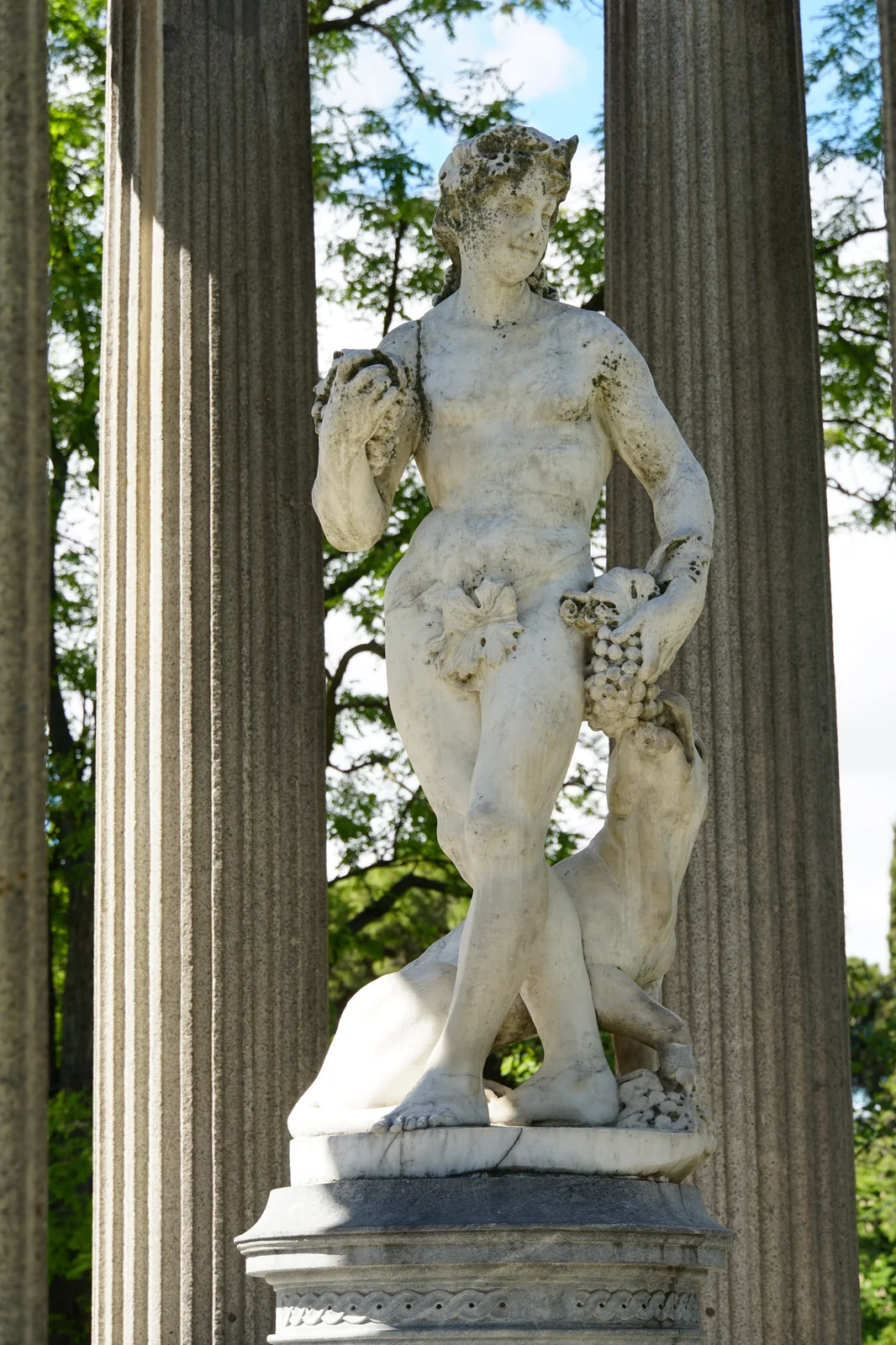 File:Baco, bajo el Templete.jpg